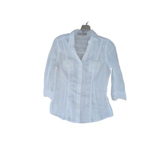 Arizona Jean Company White 3/4 Sleeved Button Down Shirt  Medium